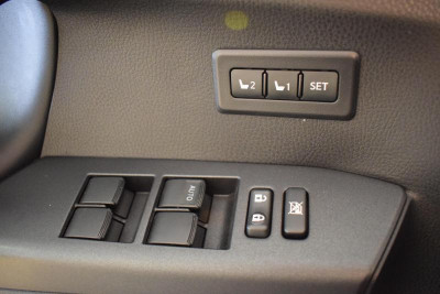 Toyota RAV4 2.0 CVT 4WD (146 л. c.) Люкс 91T
