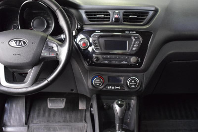 Kia Rio 1.6 AT (123 л. с.)