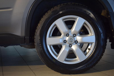 Nissan X-Trail 2.0 CVT (141 л. с.)
