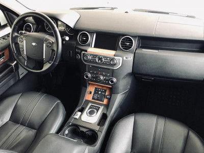 Land Rover Discovery 3.0 TDV6 AT 4WD (211 л. с.)