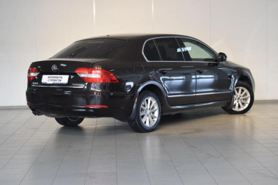 ŠKODA Superb 1.8 TSI DSG (152 л. с.)