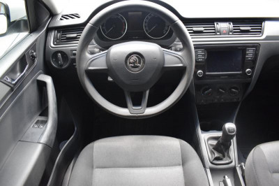 ŠKODA RAPID 1.6 MT (90 л. с.)