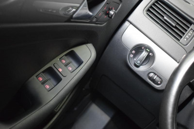Volkswagen Jetta 1.6 MPI AT (110 л. с.) Comfortline