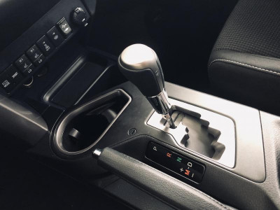 Toyota RAV4 2.2 D AT 4WD (150 л. c.) Престиж