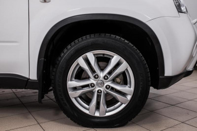 Nissan X-Trail 2.0 CVT AWD (141 л. с.)