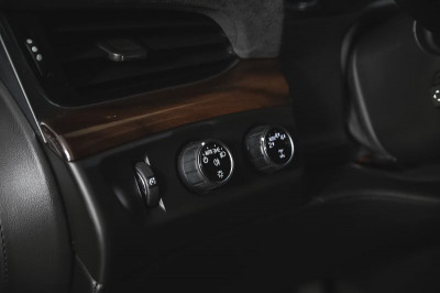 Cadillac Escalade 6.2 V8 АТ 4WD (426 л.с.) Luxury