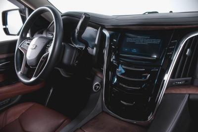 Cadillac Escalade 6.2 AT (409 л.с.) 4WD