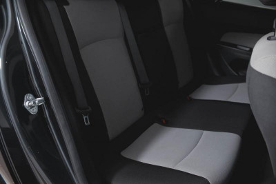 Chevrolet Cruze 1.6 AT (109 л. с.)