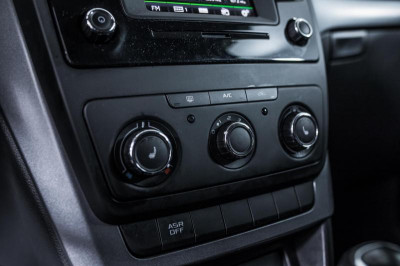 ŠKODA YETI 1.6 MT (110 л. с.) Adventure
