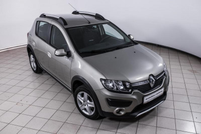 Renault Sandero Stepway 1.6 MT (102 л. с.) Confort