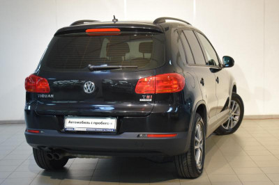 Volkswagen Tiguan 1.4 TSI BlueMotion DSG (150 л. с.) Avenue