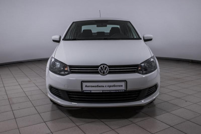 Volkswagen Polo 1.6 Tiptronic (105 л. с.)