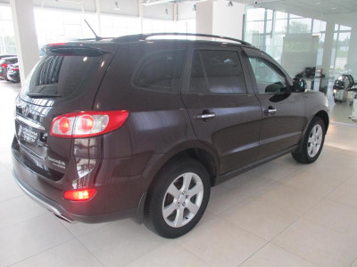 Hyundai Santa Fe 2.2d AT (197 л.с.)
