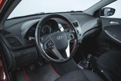 Hyundai Solaris 1.6 MT (123 л. с.) Comfort