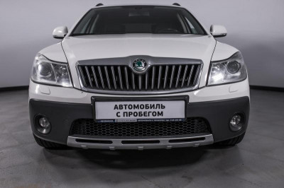 ŠKODA Octavia 1.8 TSI MT 4x4 (152 л. с.)