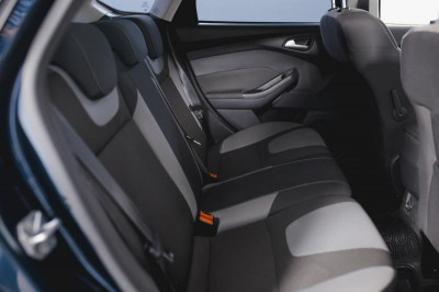 Ford Focus 1.6 MT (125 л. с.)