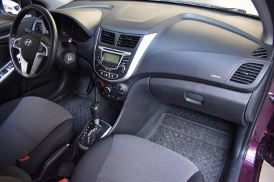 Hyundai Solaris 1.6 AT (123 л. с.)