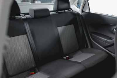 Volkswagen Polo 1.6 MT (105 л. с.)