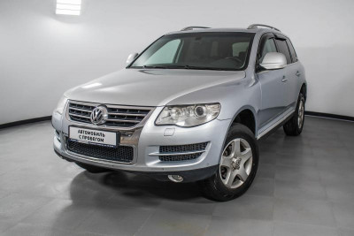 Volkswagen Touareg 2.5 TDI AT (174 л. с.)