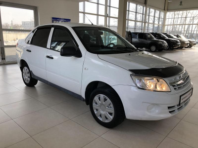 LADA Granta седан 1.6 MT 8кл (2181) (87 л. с.) Standard