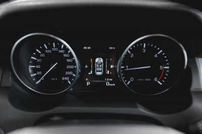 Land Rover Range Rover Evoque 2.2 SD4 9AT (190 л. с.)