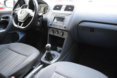 Volkswagen Polo 1.6 MPI MT (110 л. с.) Trendline