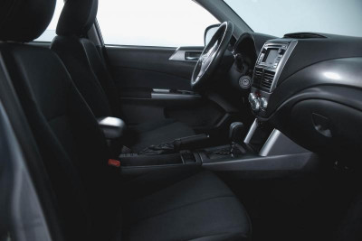 Subaru Forester 2.0 AT (150 л.с.) 4WD