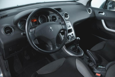 Peugeot 308 1.6 MT (120 л. с.)
