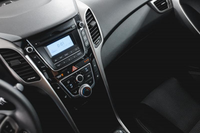Hyundai i30 1.4 MT (100 л. с.)