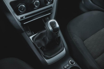 ŠKODA Octavia 1.6 MultiFuel MT (102 л. с.)