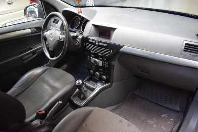Opel Astra 1.8 MT (140 л. с.)