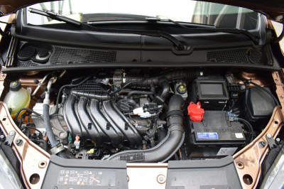 LADA XRAY 1.6 MT (110 л. с.) Top Prestige
