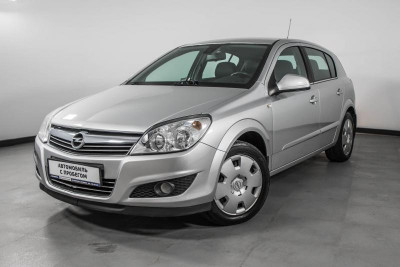 Opel Astra 1.8 AT (110 л.с.)