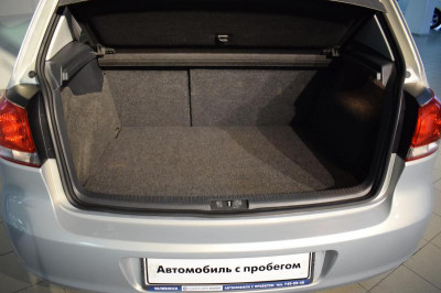 Volkswagen Golf 1.4 TSI DSG (122 л. с.)