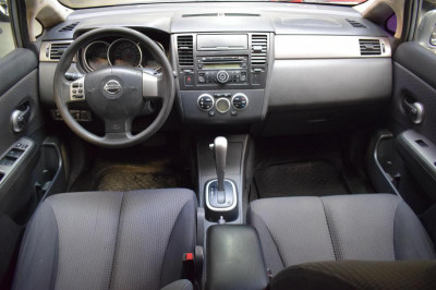 Nissan Tiida 1.6 AT (110 л. с.)