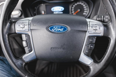 Ford Mondeo 2.0 Duratorq TDCi AT (140 л. с.)