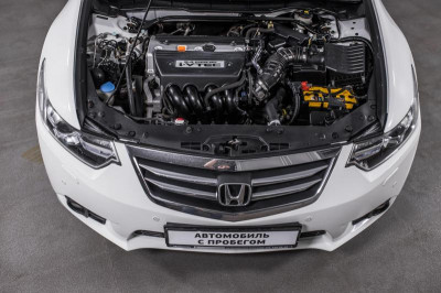 Honda Accord Type S 2.4 AT (200 л. с.)