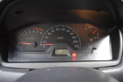 Mitsubishi Lancer 1.6 MT (98 л. с.)