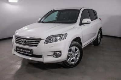 Toyota RAV4 2.0 CVT (158 л.с.)