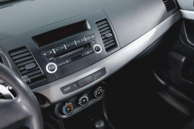 Mitsubishi Lancer 1.8 CVT (143 л. с.)