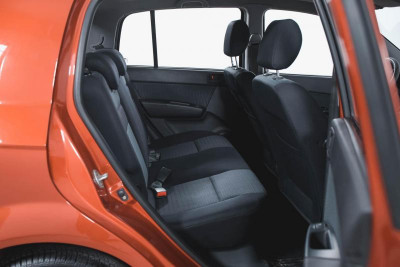 Hyundai Getz 1.4 MT (95 л. с.)