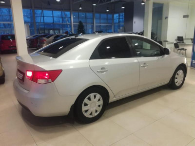 Kia Cerato 1.6 AT (126 л. с.)