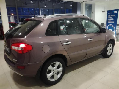 Renault Koleos 2.5 CVT 4x4 (170 л. с.)