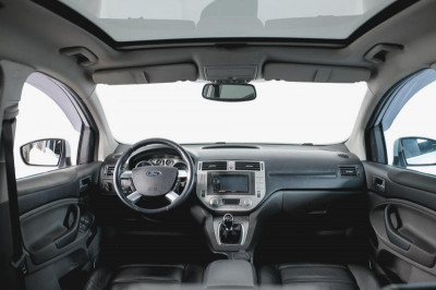 Ford Kuga 2.0 TDCi MT AWD (136 л. с.)