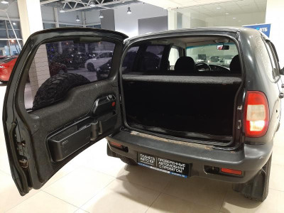 Chevrolet niva Niva 1.7 MT (80 л.с.) 4WD