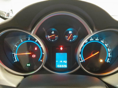 Chevrolet Cruze 1.6 MT (109 л. с.)