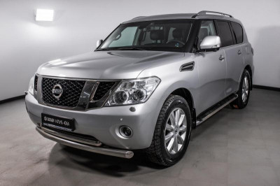 Nissan Patrol 5.6 AT 4WD (405 л. с.)