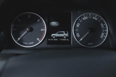 Land Rover Discovery 3.0 TDV6 AT 4WD (211 л. с.)