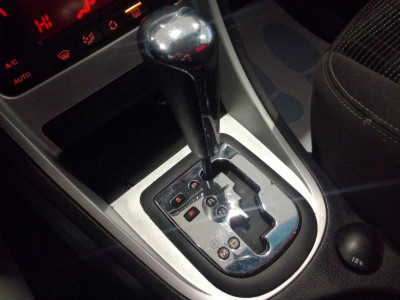 Peugeot 307 1.6 AT (110 л. с.)
