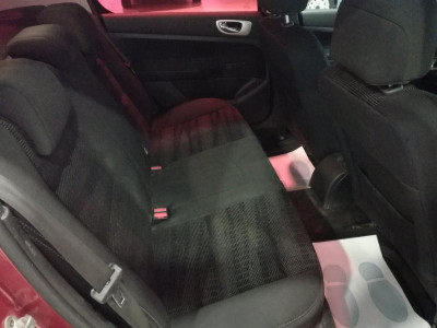 Peugeot 307 1.6 AT (110 л. с.)